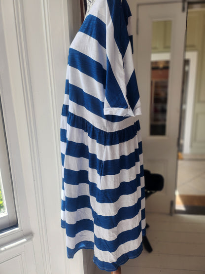 Betty Basics White/Blue Brand New Stripe Mini Dress, 14