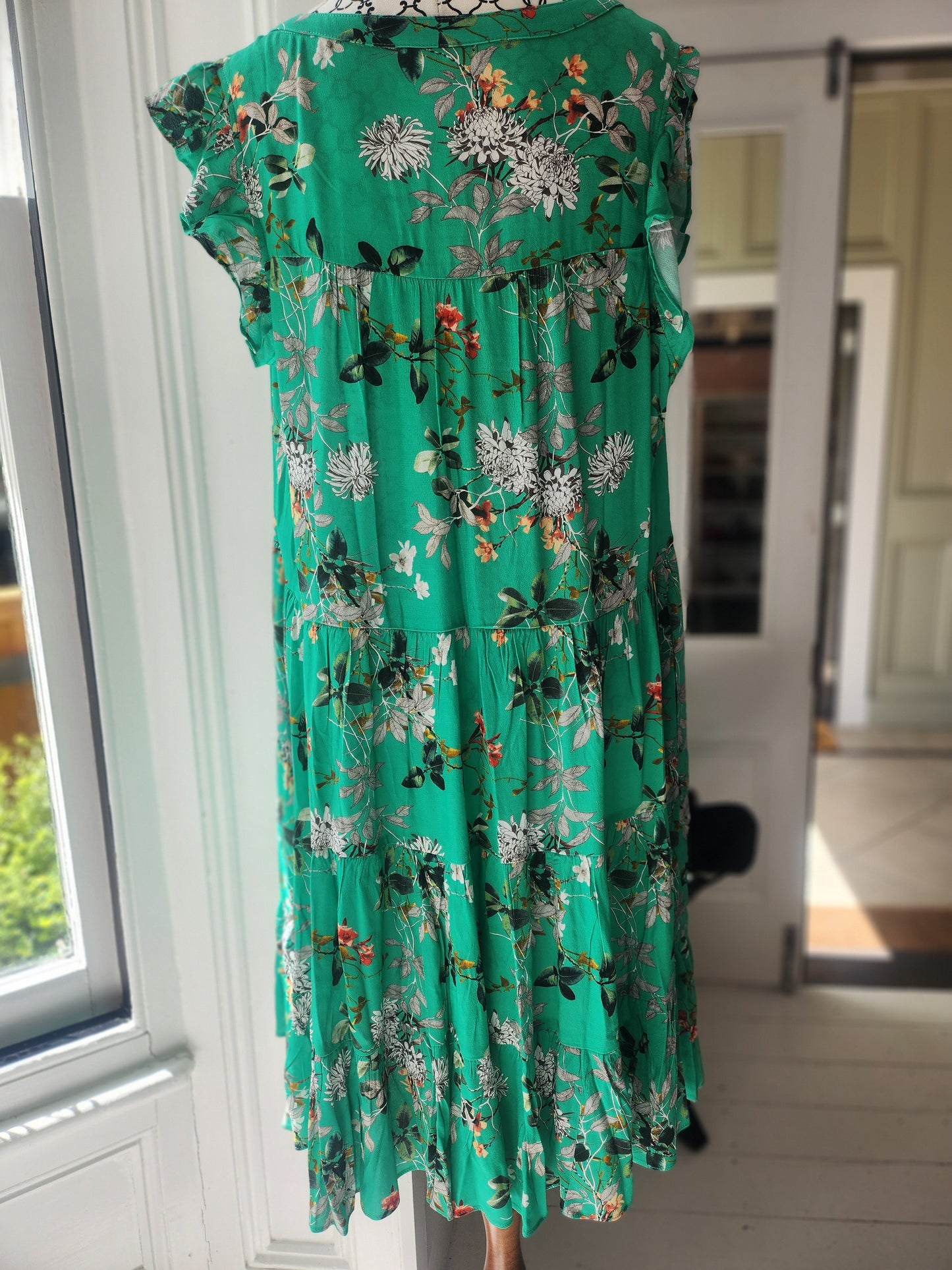 3rd Story Green Floral V Neck Dress, L