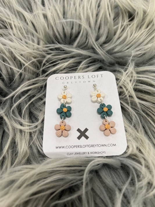 Coopers Loft Daisy Dangles