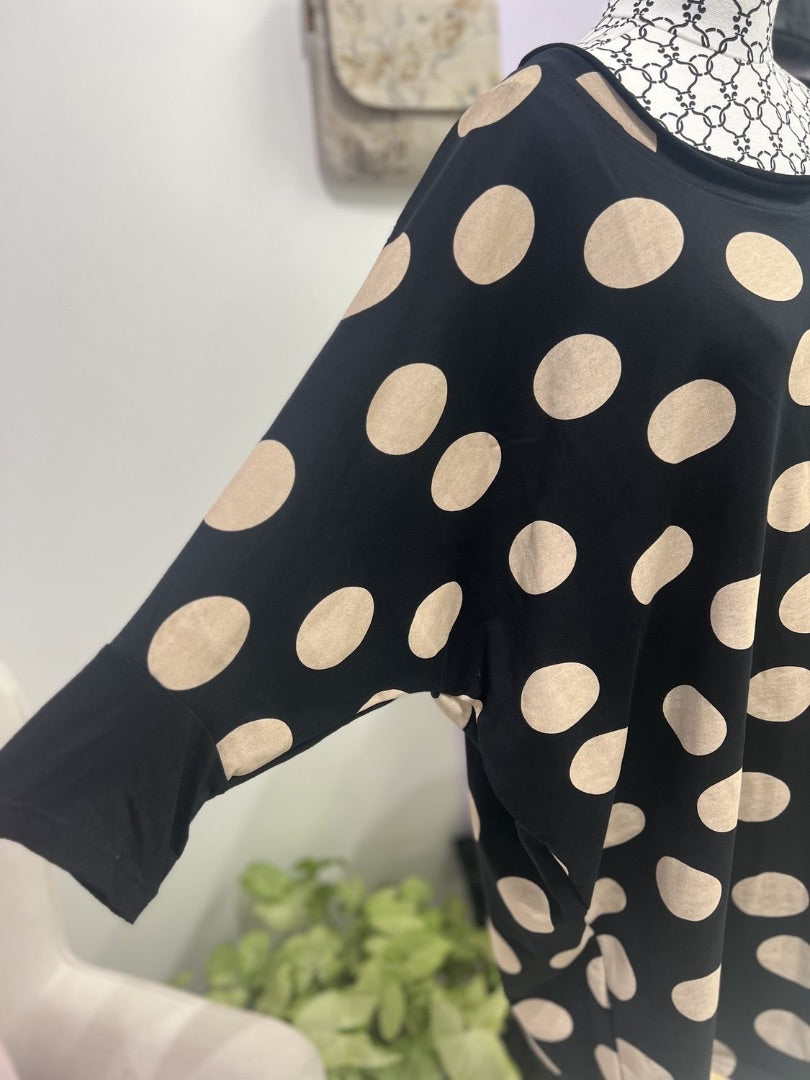 Deeanne Hobbs Black Spotted Tunic - Size 1 (16-18)