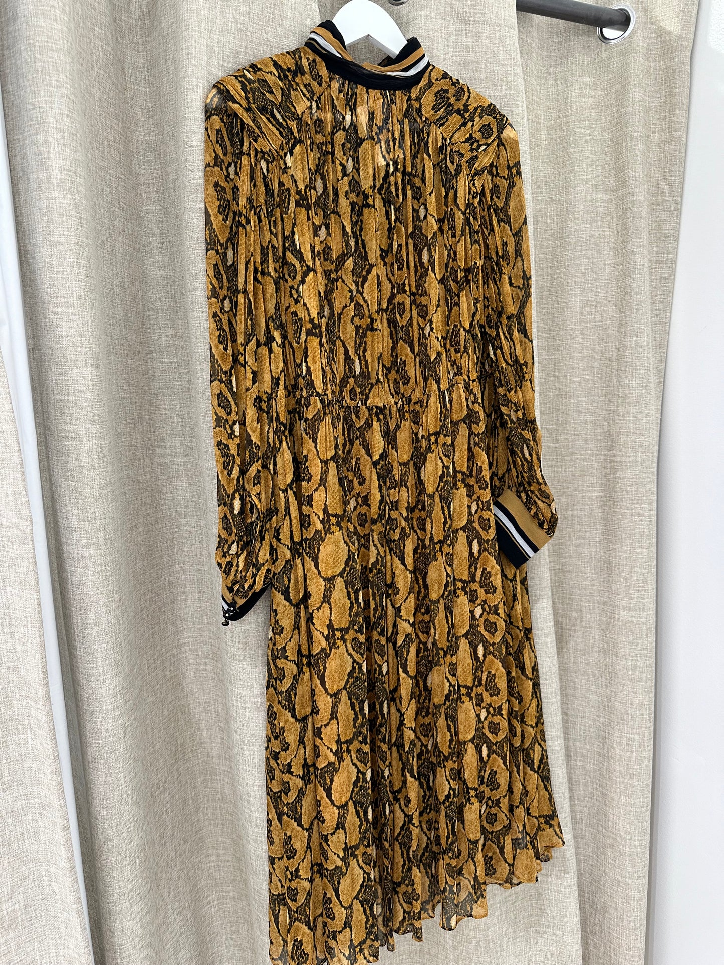 Country Road Animal Print Sheer Black & Yellow Maxi Dress - 8