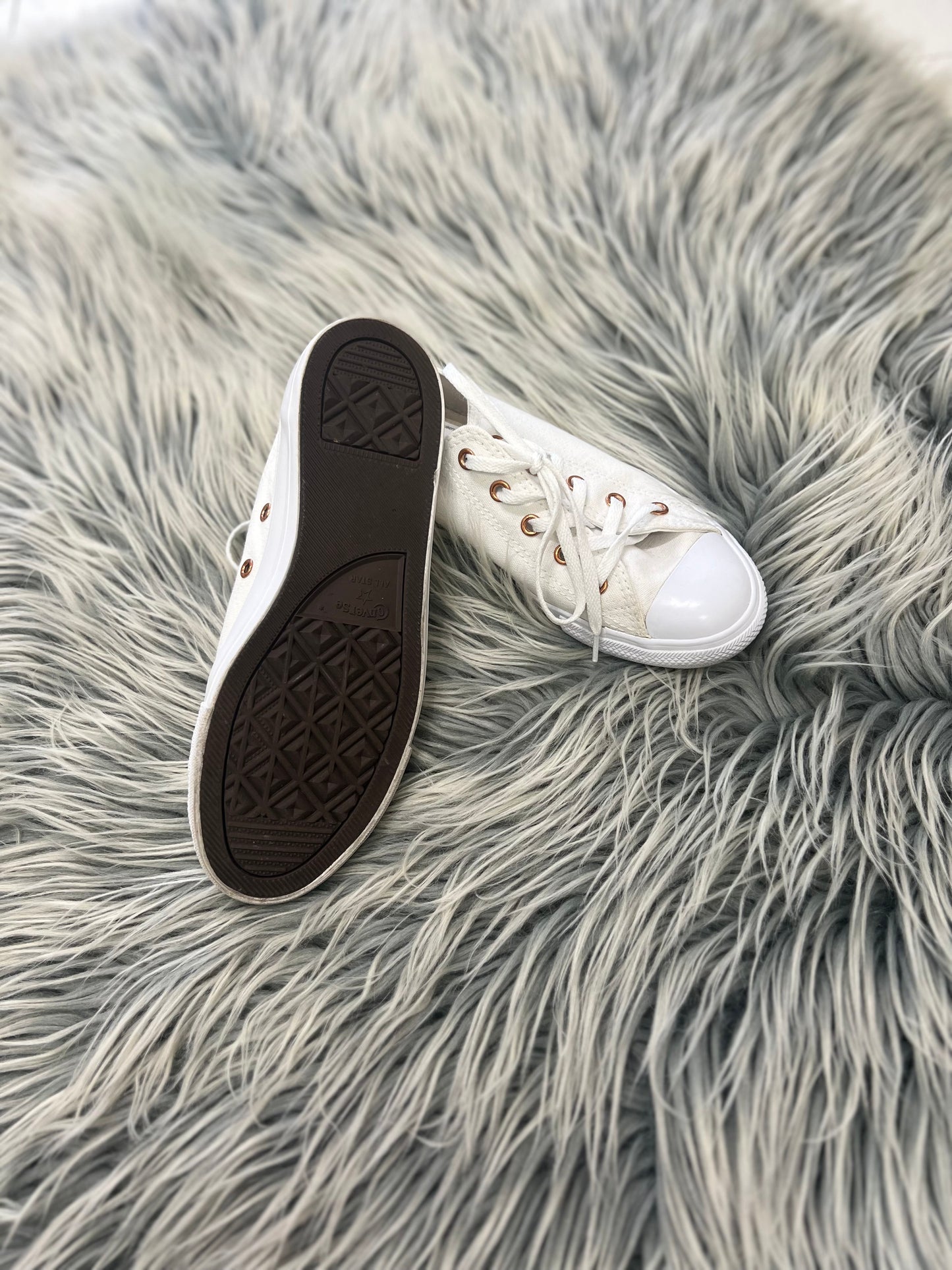 Converse Cream/Rose Gold Sneakers, 7