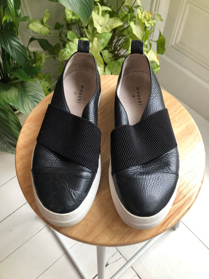 Moochi Black Slip Ons, 41 (10)