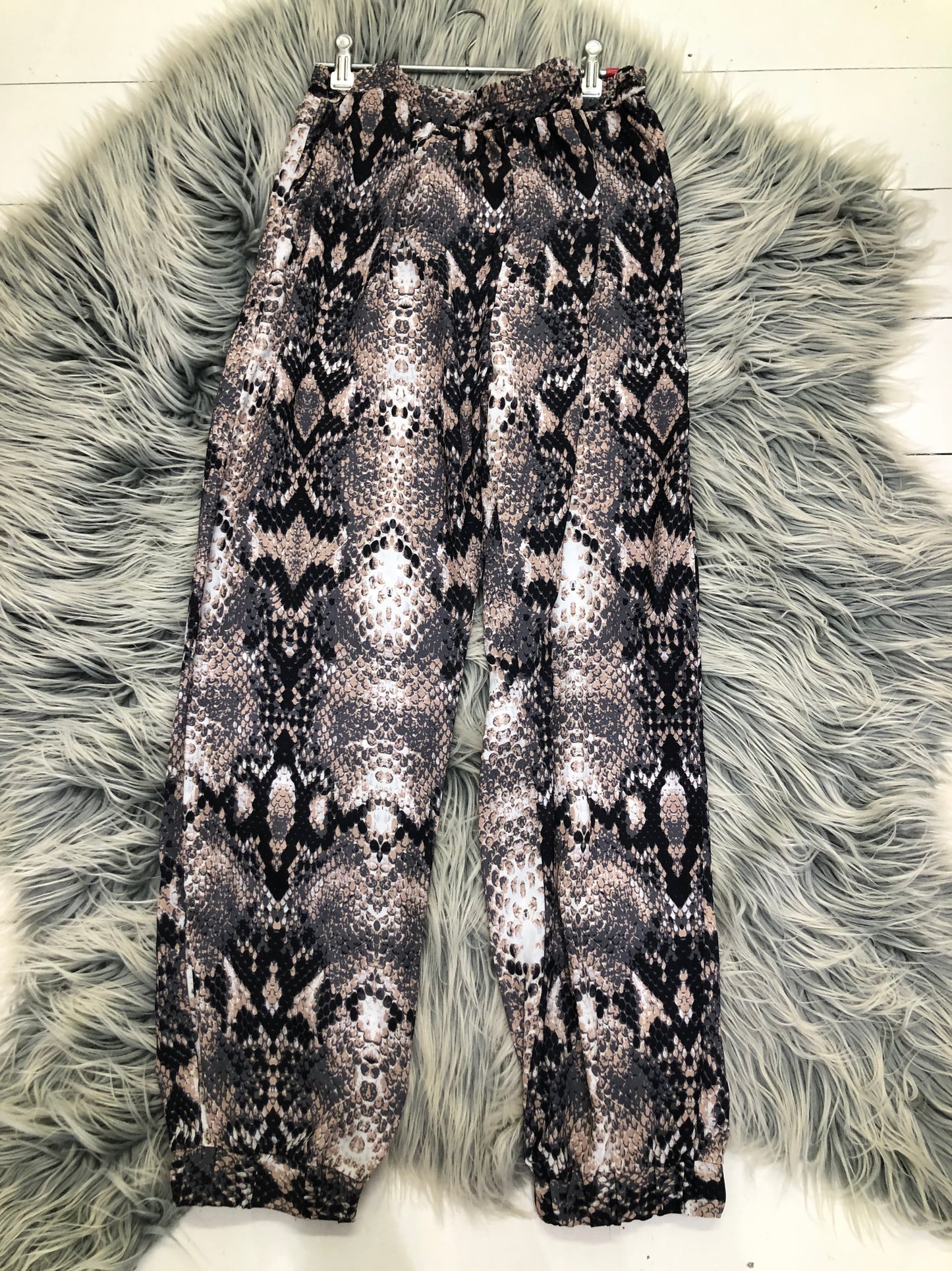 Spicysugar Snakeskin Print Pants 14