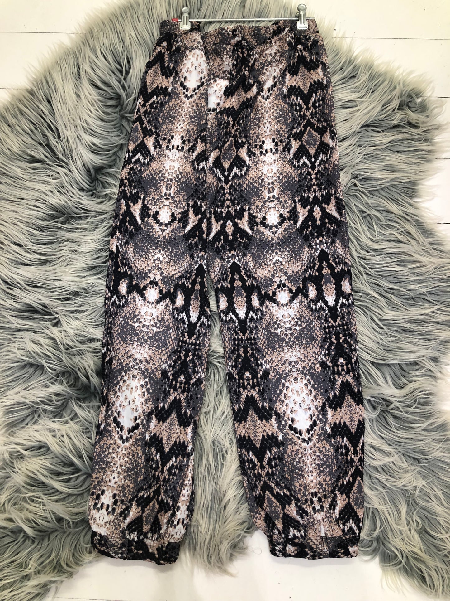 Spicysugar Snakeskin Print Pants 14