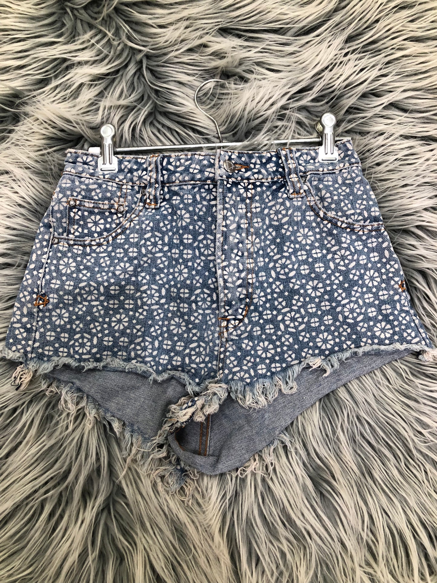 Some Days Lovin Denim/White Pattern Shorts, 28