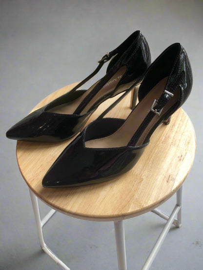 Isabella Anselmi Black Patent Court Shoe 41