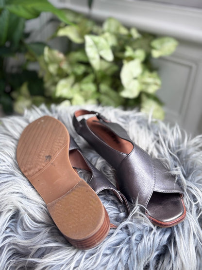 Belle Scarpe Grey/Brown Sandals, 39