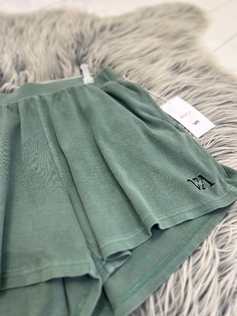 RVCA Green Shorts - M